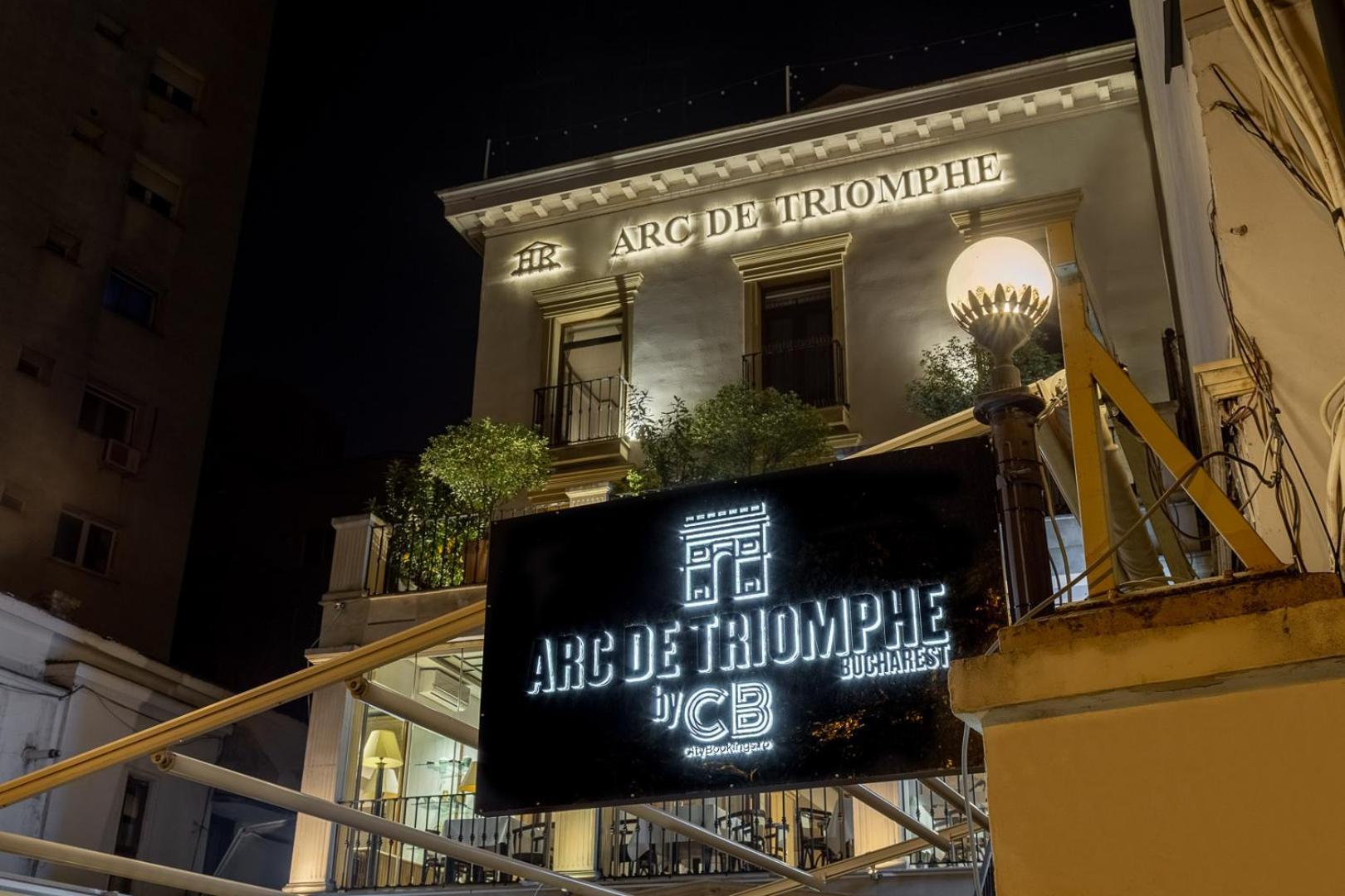 Arc De Triomphe By Citybookings Bukarest Exteriör bild